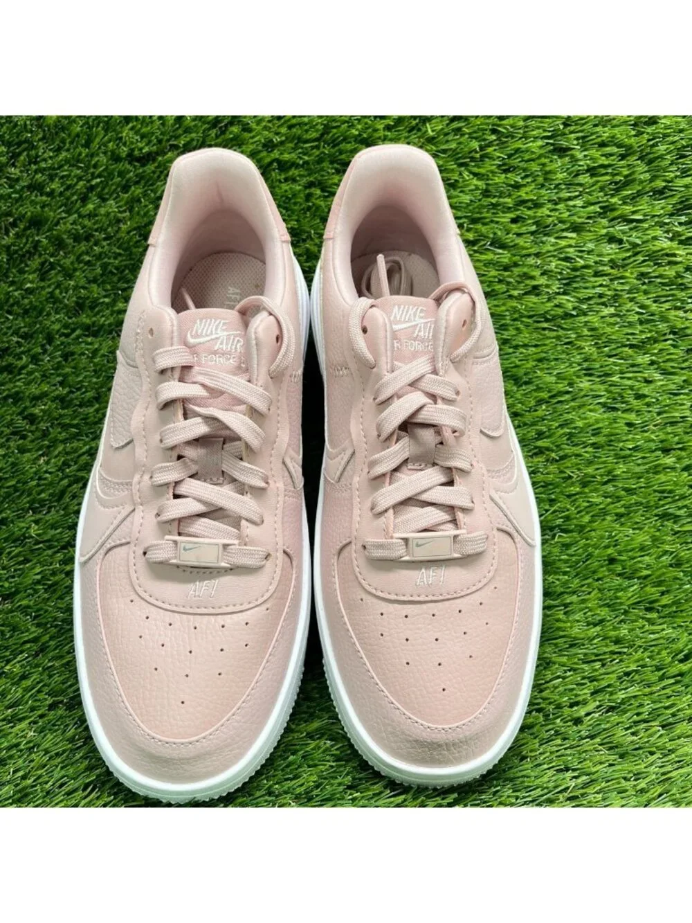 Nike please review